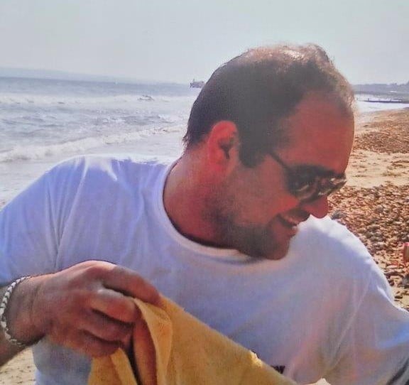 Family handout of Hamid Erfani